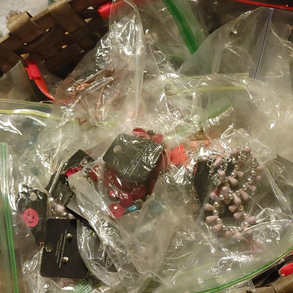 Paparazzi jewelry lot.